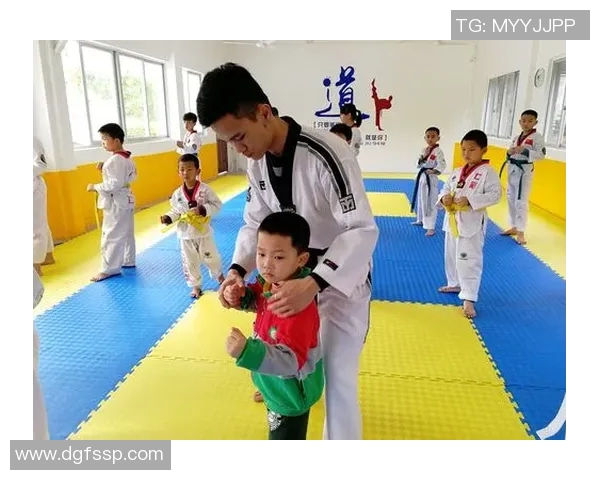 专访王娜:探寻她在网球领域取得成功的秘诀与心路历程 专访王娜:探寻她在网球领域取得成功的秘诀与心路历程