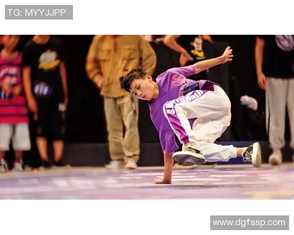 全国街舞大赛点评：西安极限运动队展现卓越团队协作与默契配合