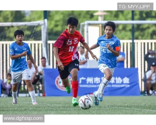 广州足球队比赛经验的创新与变革引发热议探讨