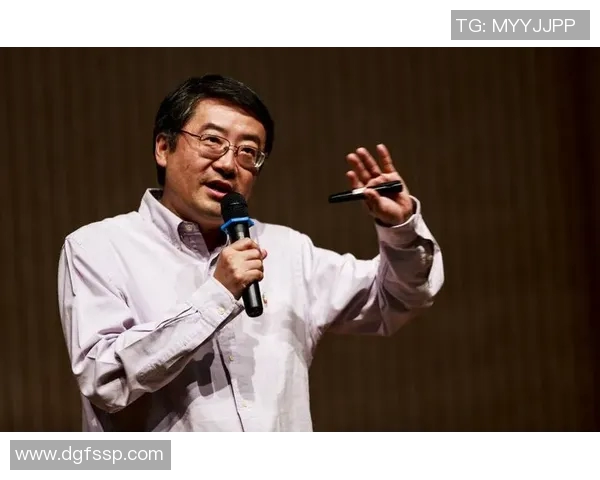 王强专访:深入探讨足球成功背后的秘诀与经验分享 王强专访:深入探讨足球成功背后的秘诀与经验分享