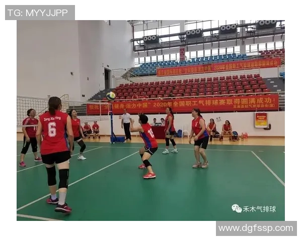 武汉排球队灵活性解析：如何在比赛中展现战术多样性与团队协作能力