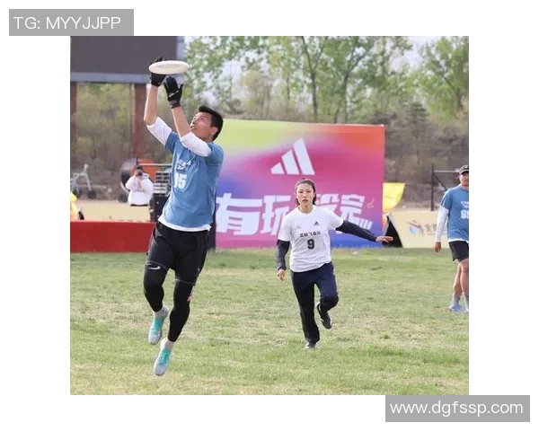 深圳飞盘队在攀岩联赛中的比赛经验与表现分析