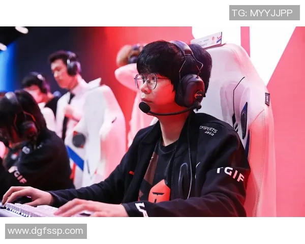 赛后分析:JDG与TES在比赛中的心理素质较量与启示 赛后分析:JDG与TES在比赛中的心理素质较量与启示