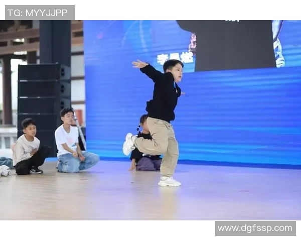 西安街舞队在极限运动嘉年华中的精彩表现与力量展现分析 西安街舞队在极限运动嘉年华中的精彩表现与力量展现分析