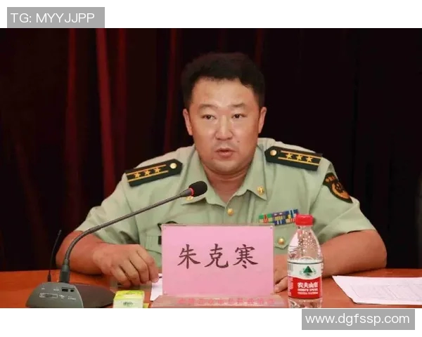 张强专访：从青涩球员到排球教练的成长之路与心路历程回顾